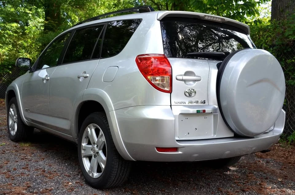 2008 Toyota RAV4 3rd Gen - Image 4 of 14