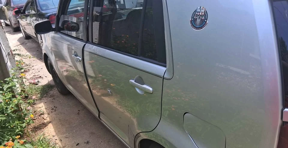 2008 Toyota - Image 2 of 3