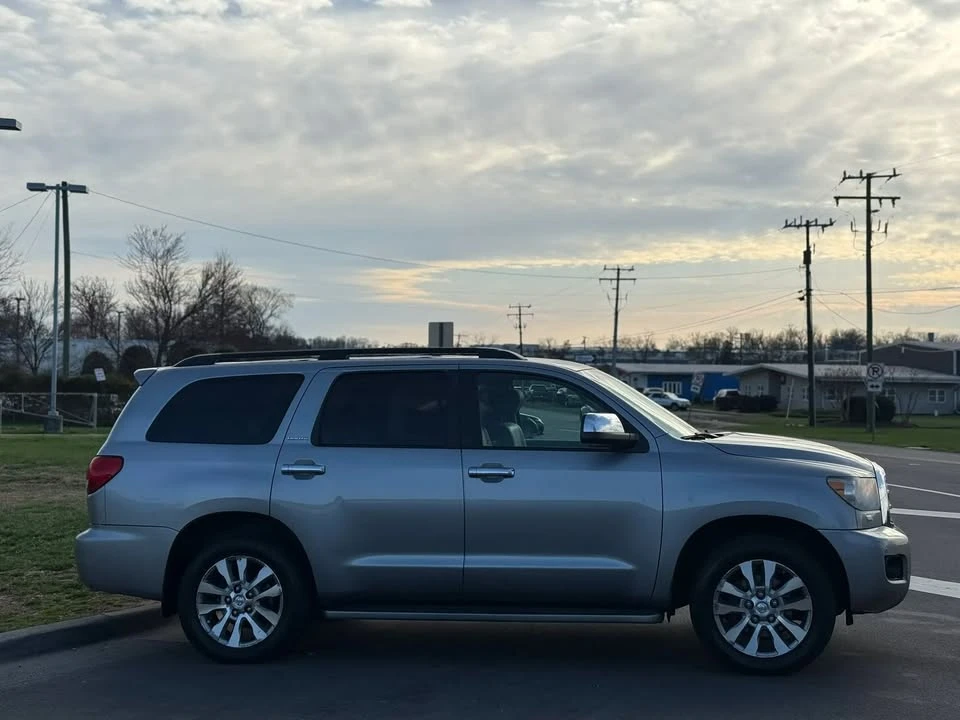 2008 Toyota Sequoia 2nd Gen - Image 5 of 20