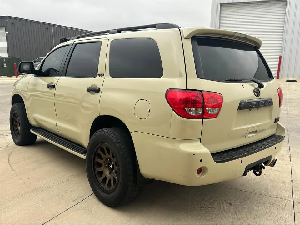 2008 Toyota Sequoia 2nd Gen - Image 3 of 10
