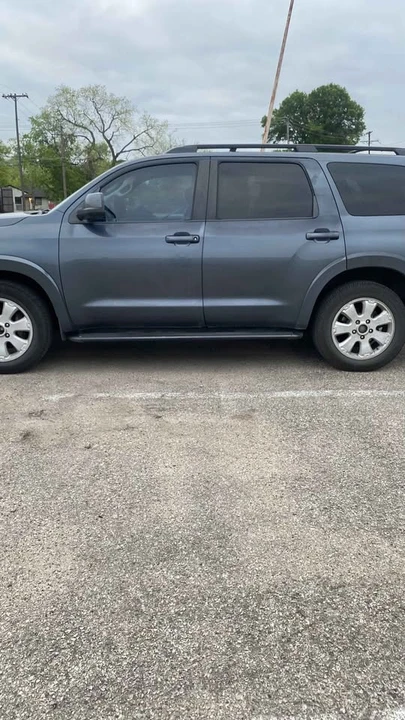 2008 Toyota Sequoia 2nd Gen - Image 3 of 11