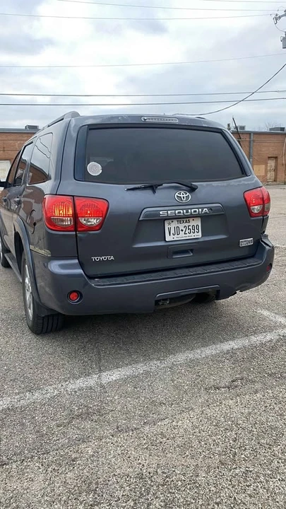 2008 Toyota Sequoia 2nd Gen - Image 4 of 11