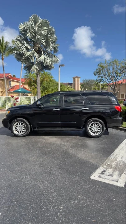 2008 Toyota Sequoia 2nd Gen - Image 2 of 20
