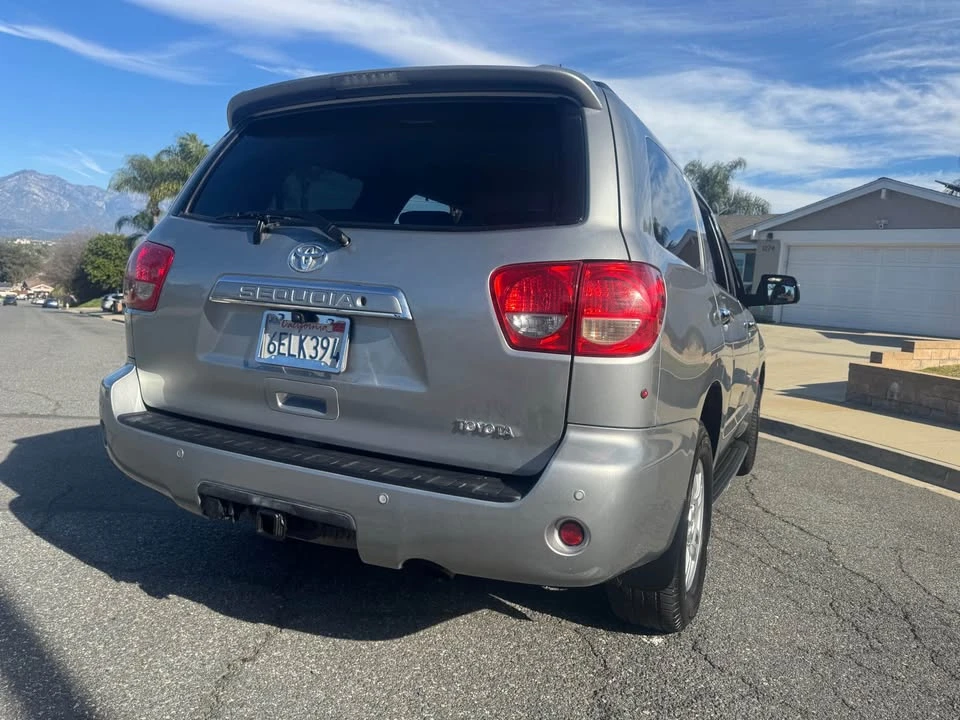 2008 Toyota Sequoia 2nd Gen - Image 3 of 14