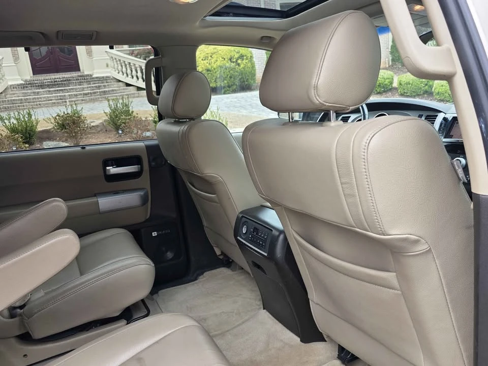 2008 Toyota Sequoia 2nd Gen - Image 11 of 18