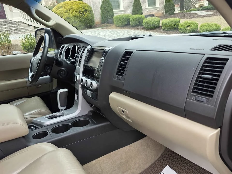 2008 Toyota Sequoia 2nd Gen - Image 13 of 18