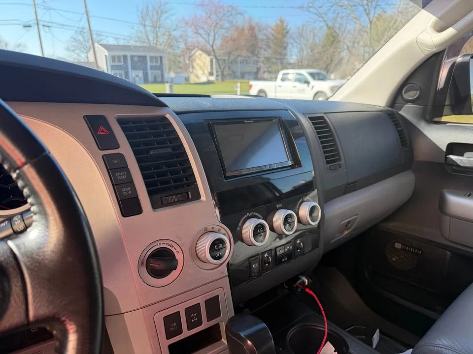 2008 Toyota Sequoia 2nd Gen - Image 6 of 19