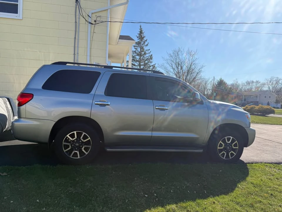 2008 Toyota Sequoia 2nd Gen - Image 2 of 19