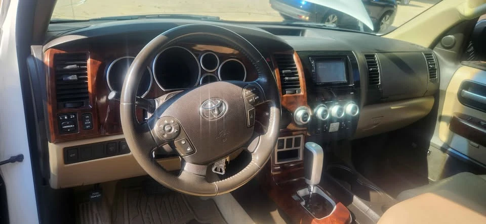 2008 Toyota Sequoia 2nd Gen - Image 7 of 20