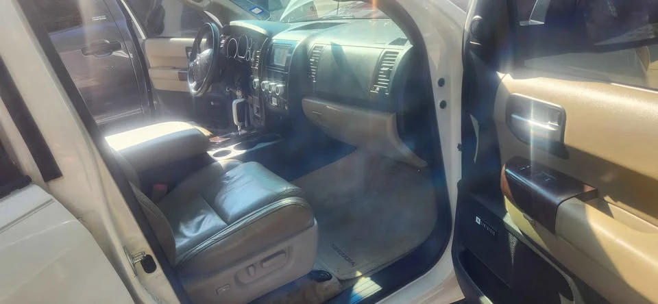 2008 Toyota Sequoia 2nd Gen - Image 11 of 20