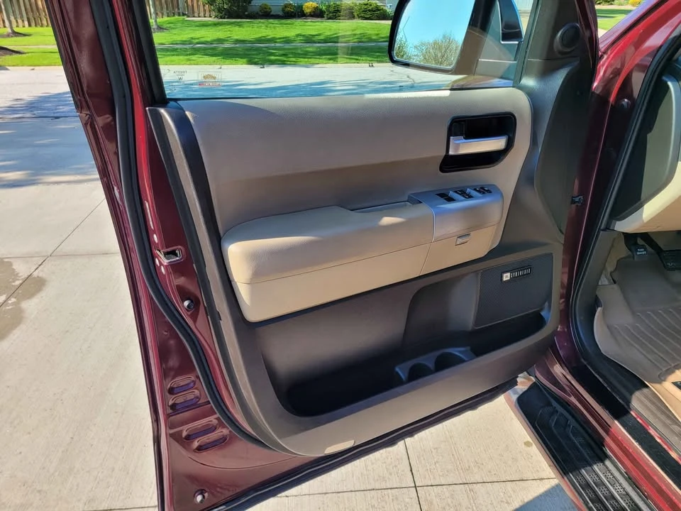 2008 Toyota Sequoia 2nd Gen - Image 15 of 20