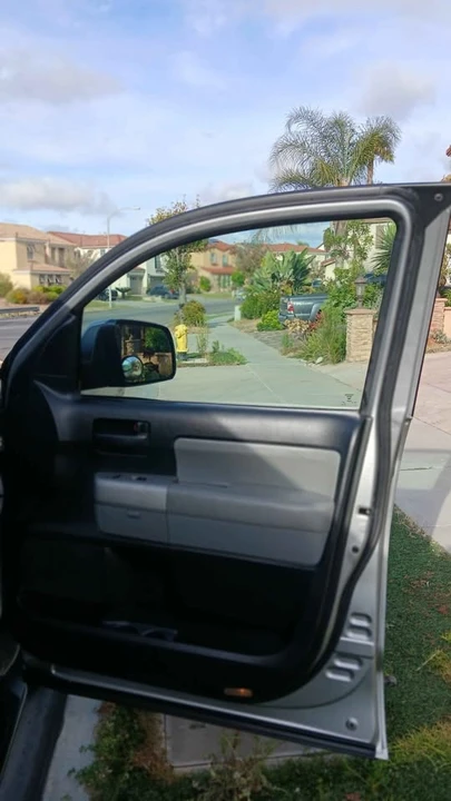 2008 Toyota Sequoia 2nd Gen - Image 9 of 12