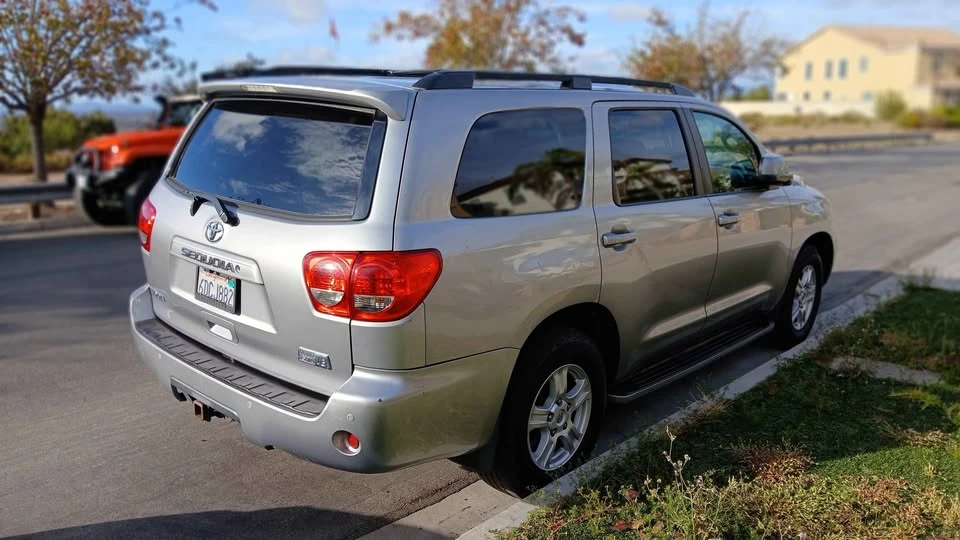 2008 Toyota Sequoia 2nd Gen - Image 4 of 12