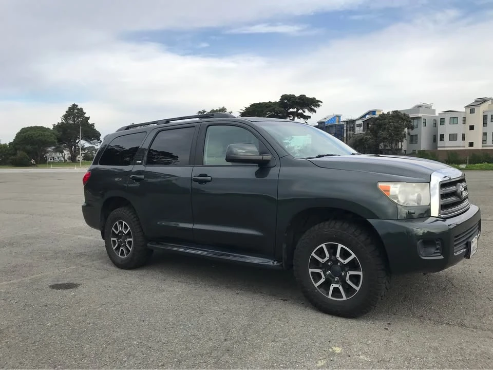 2008 Toyota Sequoia 2nd Gen - Image 2 of 20