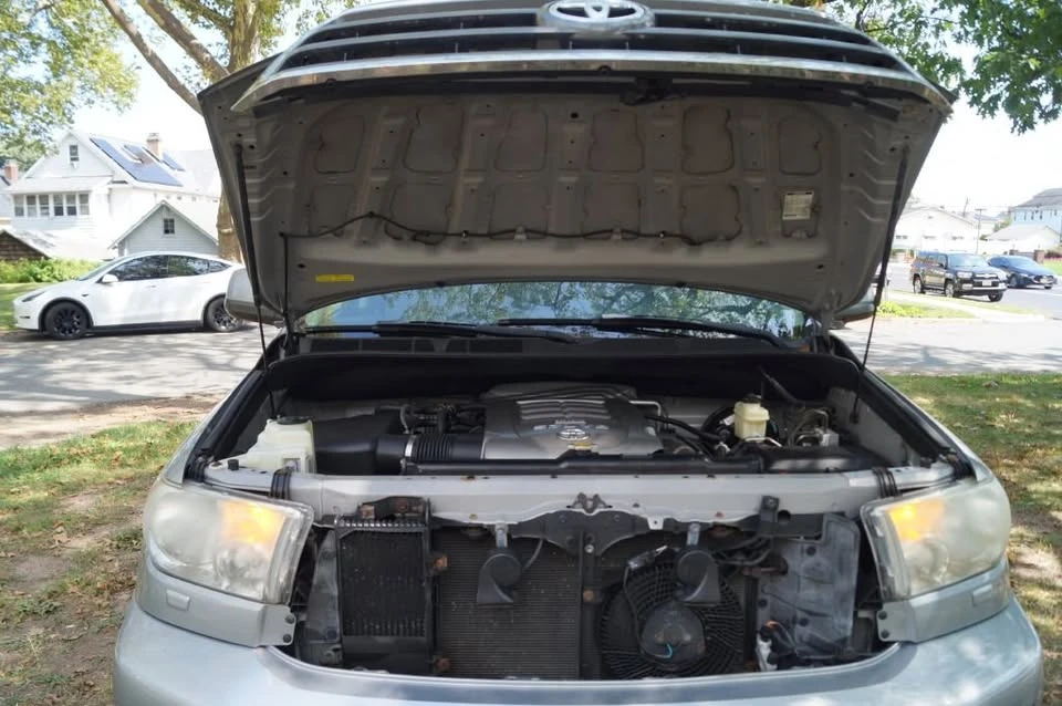 2008 Toyota Sequoia 2nd Gen - Image 15 of 20