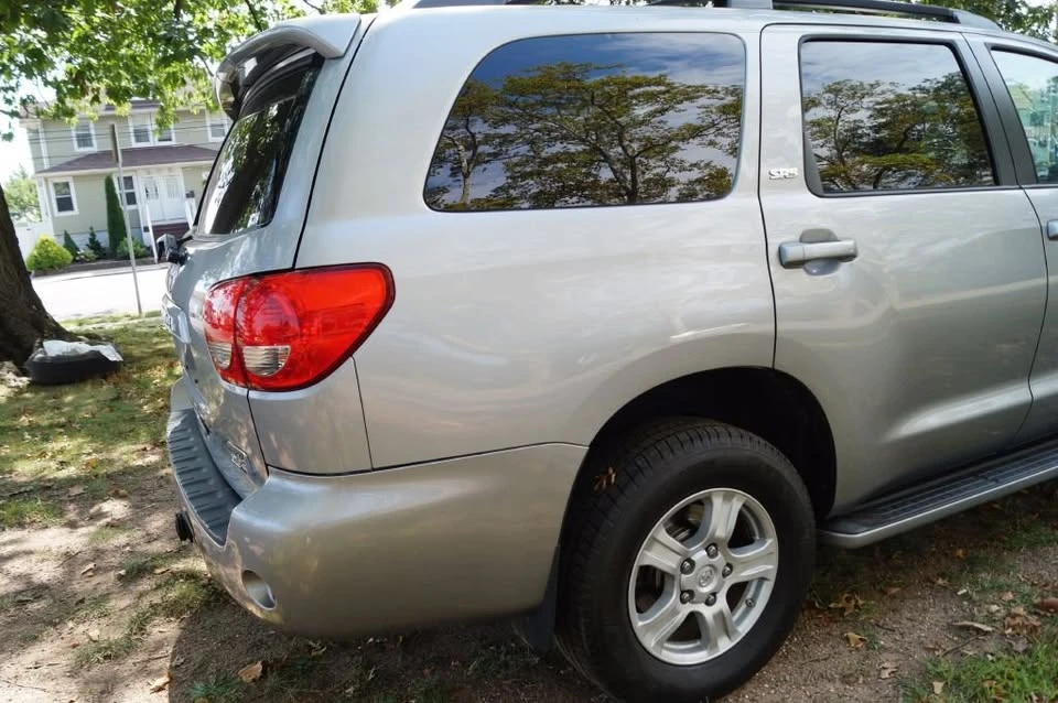 2008 Toyota Sequoia 2nd Gen - Image 10 of 20