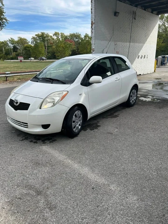 2008 Toyota Yaris - Image 2 of 7