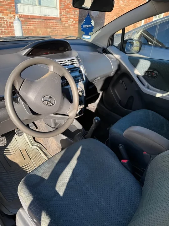 2008 Toyota Yaris - Image 6 of 7