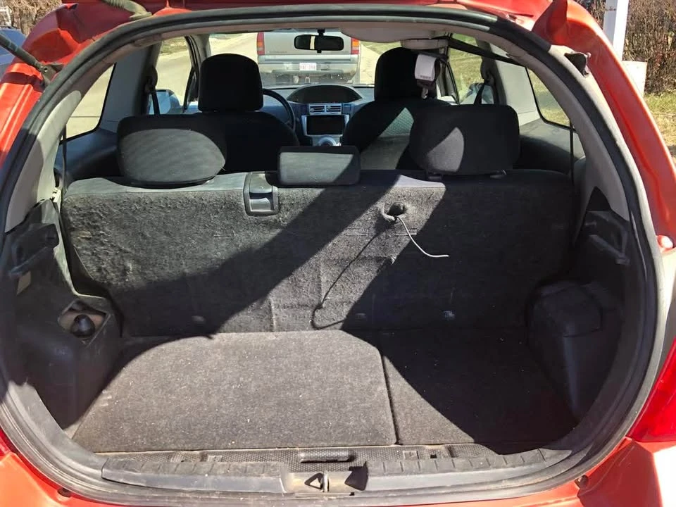 2008 Toyota Yaris - Image 9 of 13