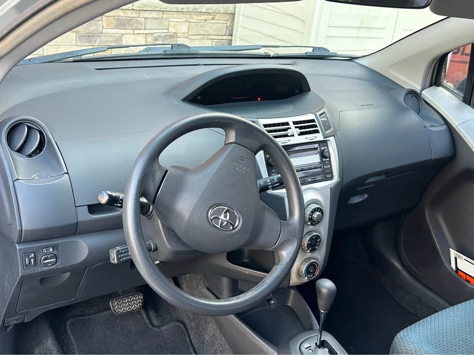 2008 Toyota Yaris - Image 5 of 8