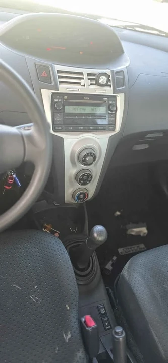 2008 Toyota Yaris - Image 4 of 8