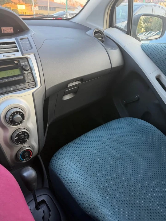 2008 Toyota Yaris - Image 10 of 10