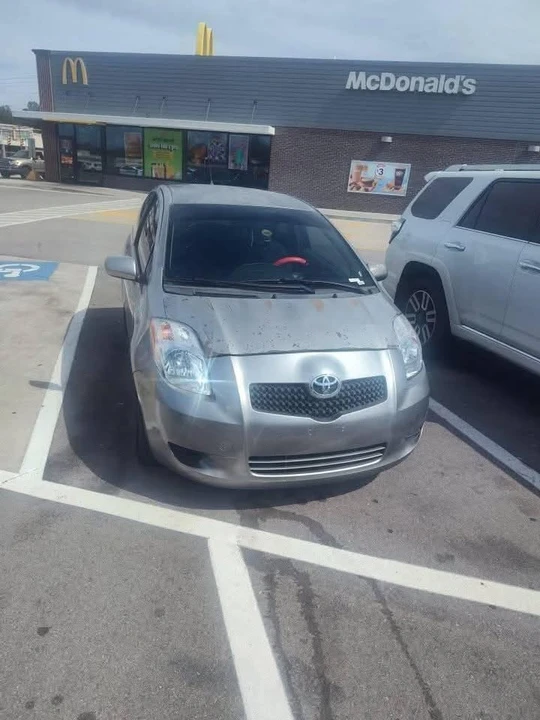 2008 Toyota Yaris - Image 2 of 3