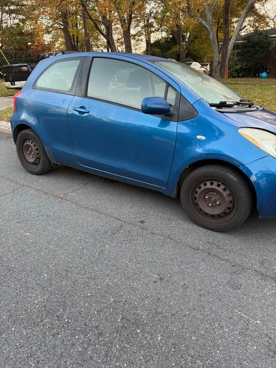 2008 Toyota Yaris - Image 2 of 5