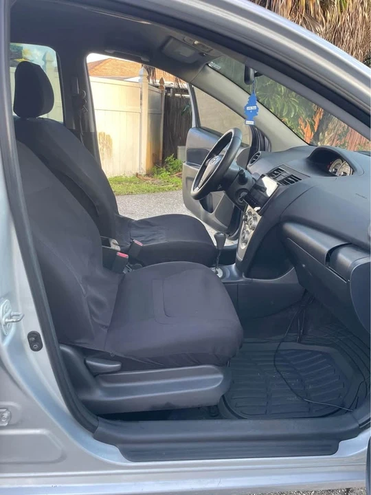 2008 Toyota Yaris - Image 11 of 13