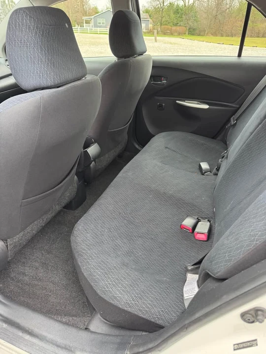 2008 Toyota Yaris - Image 9 of 11
