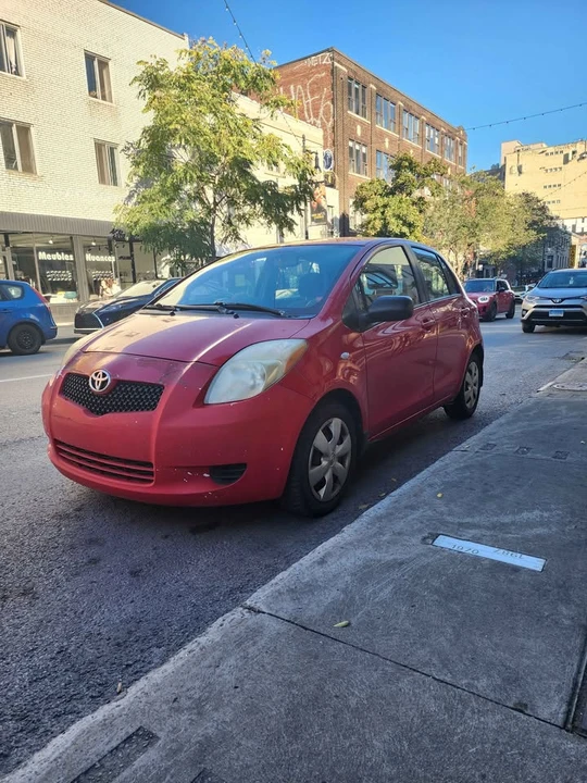 2008 Toyota Yaris - Image 2 of 5
