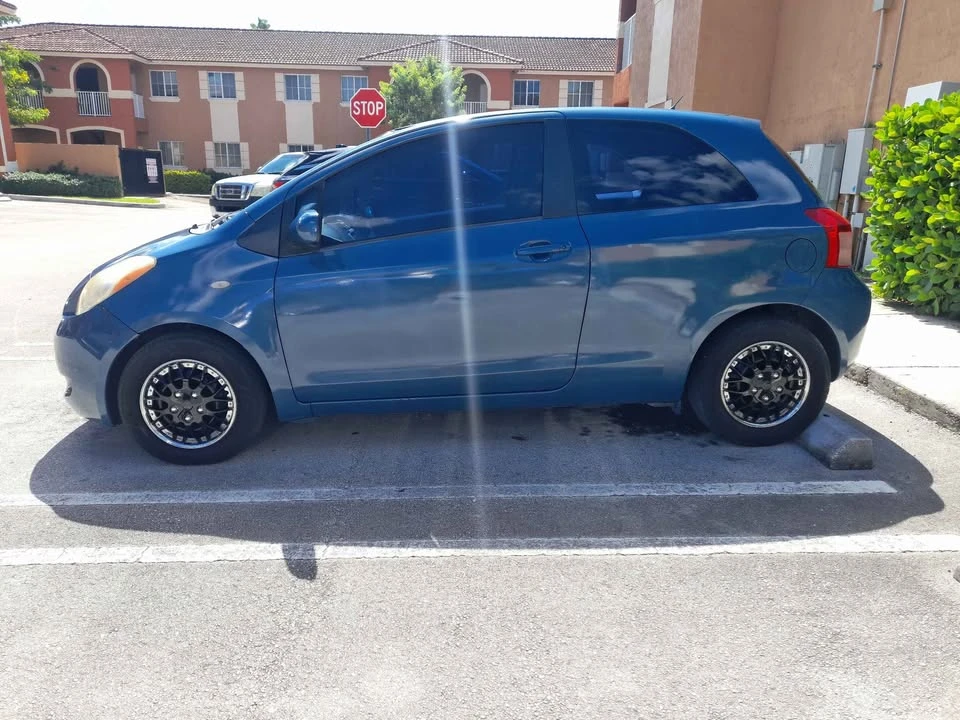 2008 Toyota Yaris - Image 2 of 6