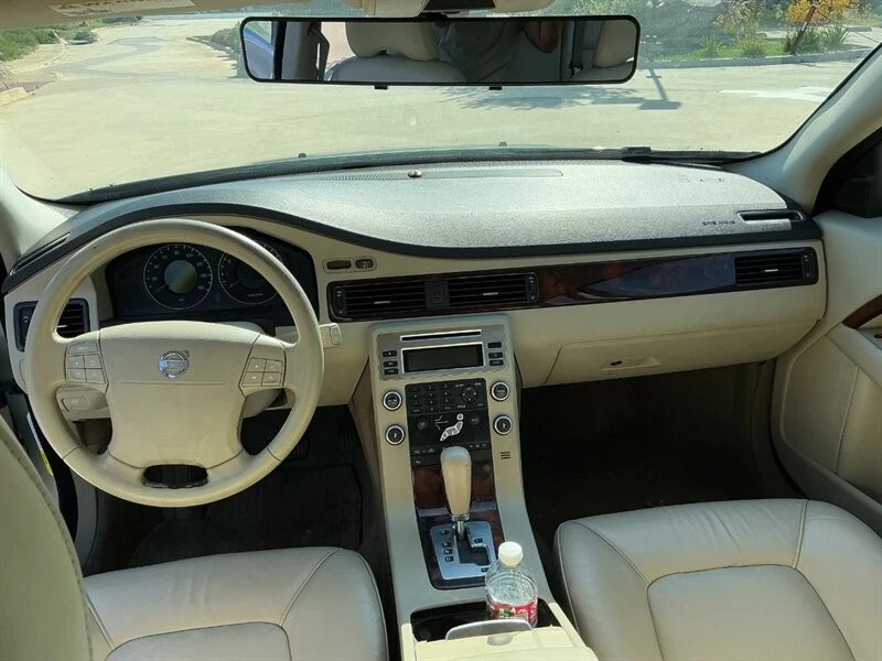 2008 Volvo V70 3rd Gen - Image 21 of 24