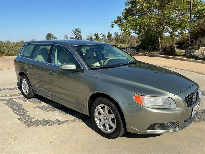 2008 Volvo V70 3rd Gen - Image 9 of 24