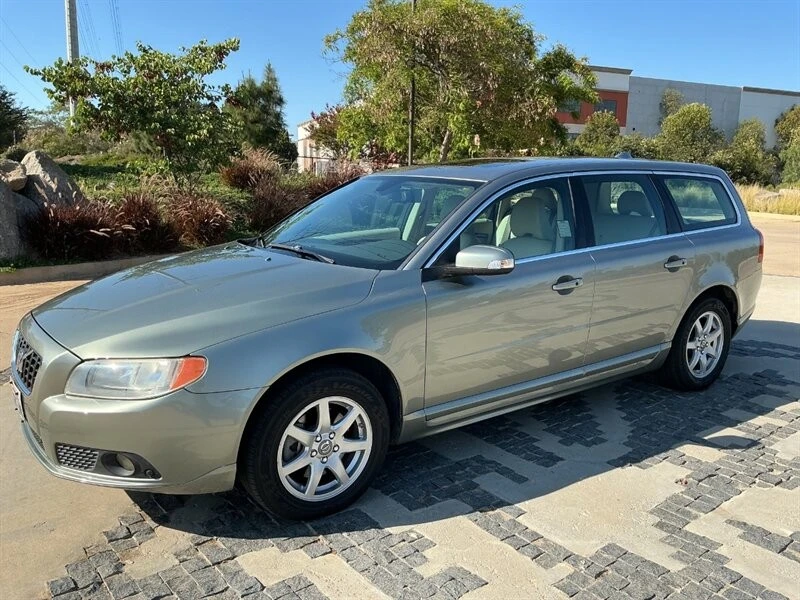 2008 Volvo V70 3rd Gen - Image 7 of 24