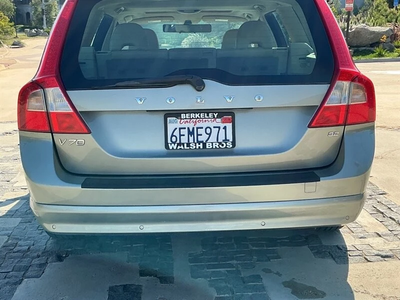 2008 Volvo V70 3rd Gen - Image 16 of 24