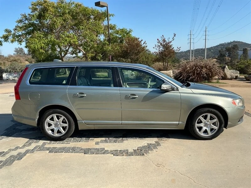 2008 Volvo V70 3rd Gen - Image 5 of 24
