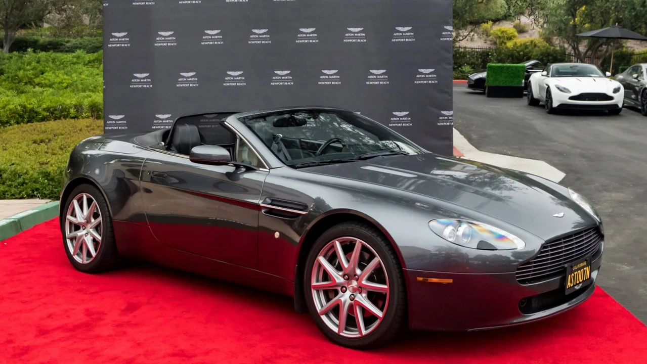 2008 Aston Martin V8 Vantage (2006-2017) - Image 6 of 6
