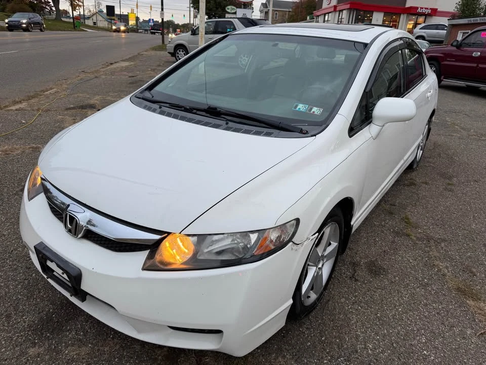 2008 Honda Civic 8th Gen - Image 3 of 8