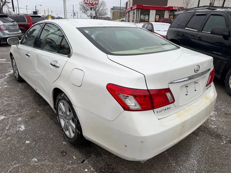 2008 Lexus ES 4th Gen - Image 4 of 10
