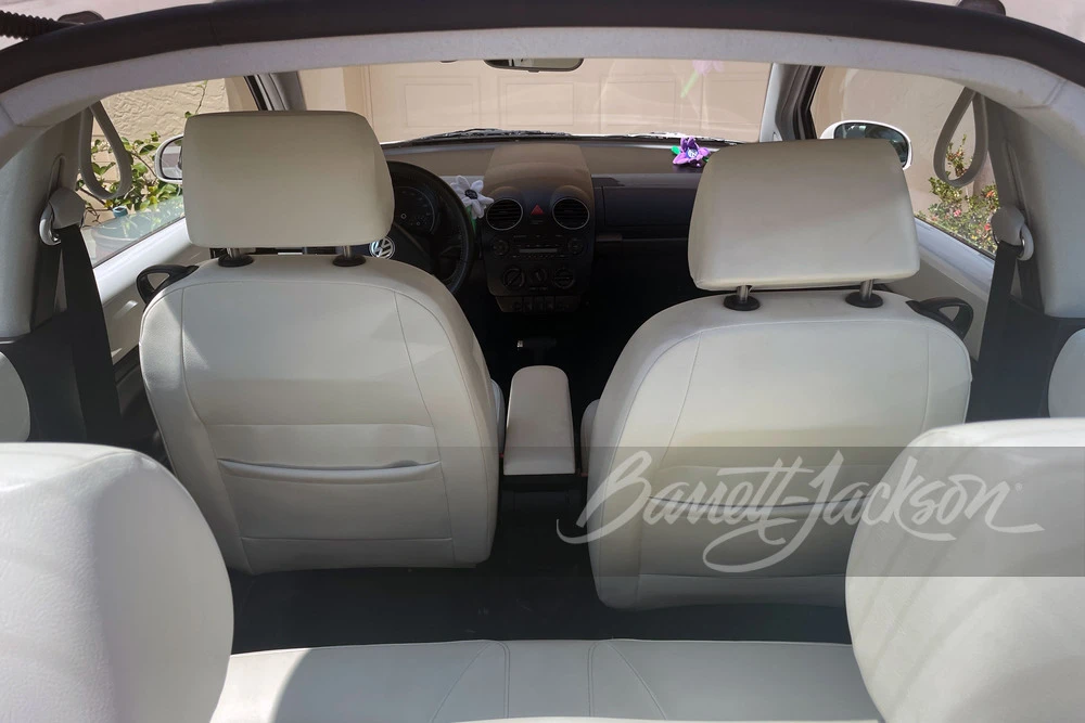 2008 Volkswagen New Beetle - Image 9 of 22