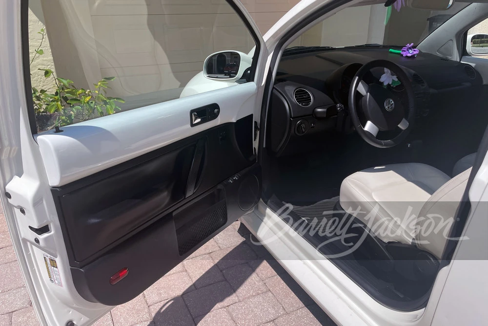 2008 Volkswagen New Beetle - Image 6 of 22