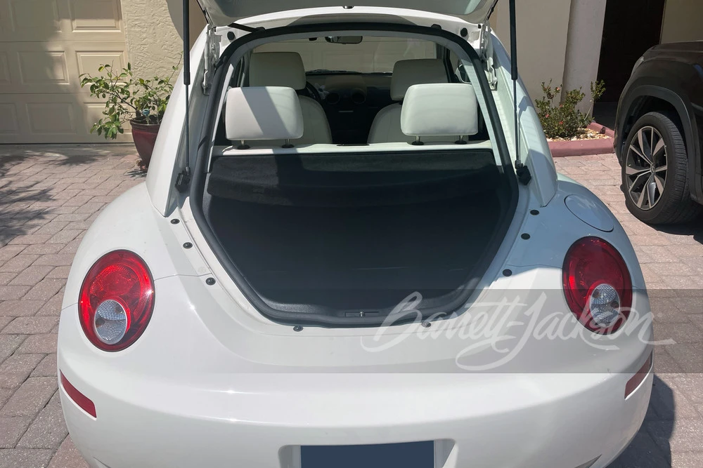2008 Volkswagen New Beetle - Image 11 of 22