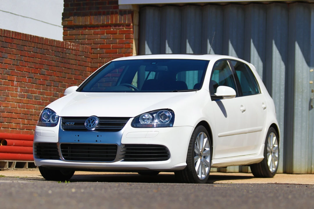 2008 Volkswagen R32 Mk5 - Image 2 of 4