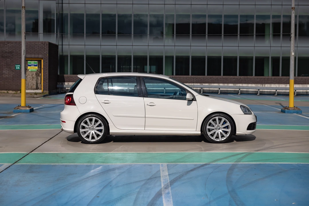 2008 Volkswagen R32 Mk5 - Image 12 of 31