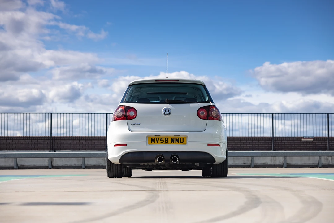 2008 Volkswagen R32 Mk5 - Image 16 of 31