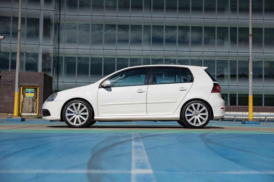 2008 Volkswagen R32 Mk5 - Image 10 of 31