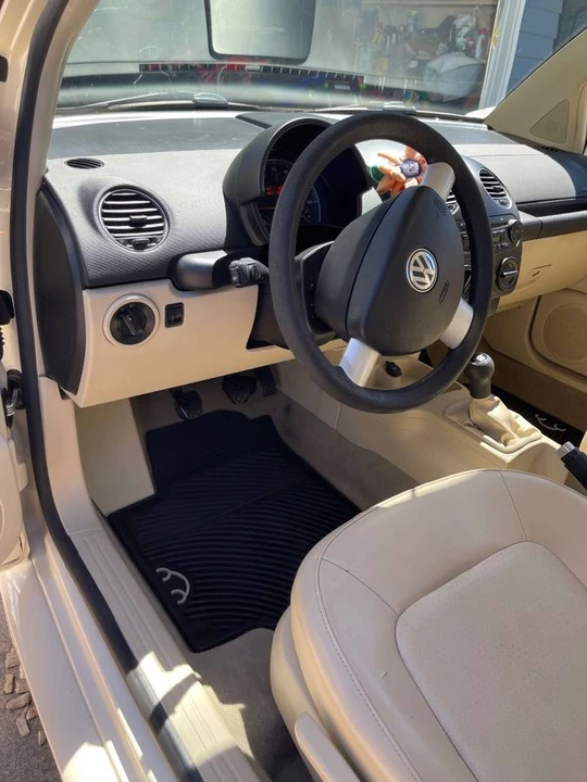 2008 Volkswagen New Beetle - Image 21 of 23