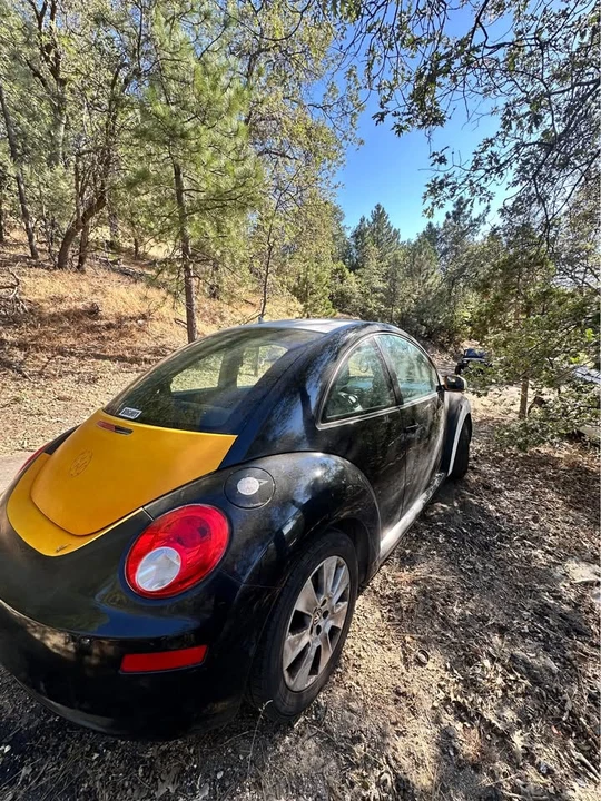 2008 Volkswagen New Beetle - Image 4 of 6