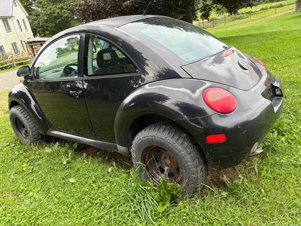 2008 Volkswagen New Beetle - Image 4 of 10